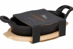 Gratinschotel gietijzer ovaal 20 cm x 9,5 cm op houten plank