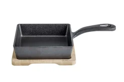 Gratinschotel gietijzer vierkant 13 cm op plankje