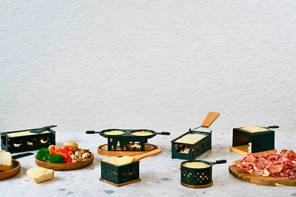 Raclette vierkant gaatjes met spatel Aspen